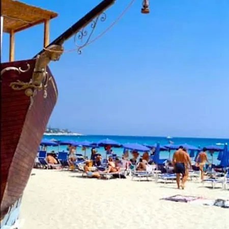 Charming In With Private Pool Βίλα Fontane Bianche