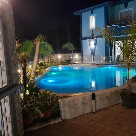 Charming In With Private Pool * Fontane Bianche