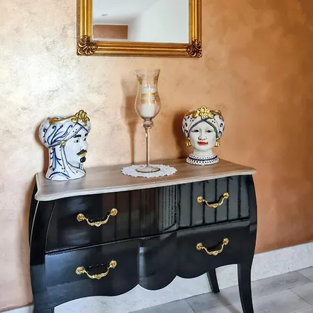 Charming In With Private Pool Βίλα Fontane Bianche